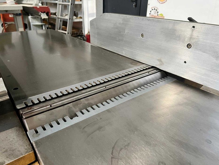 Wyrówniarka SCM F5L