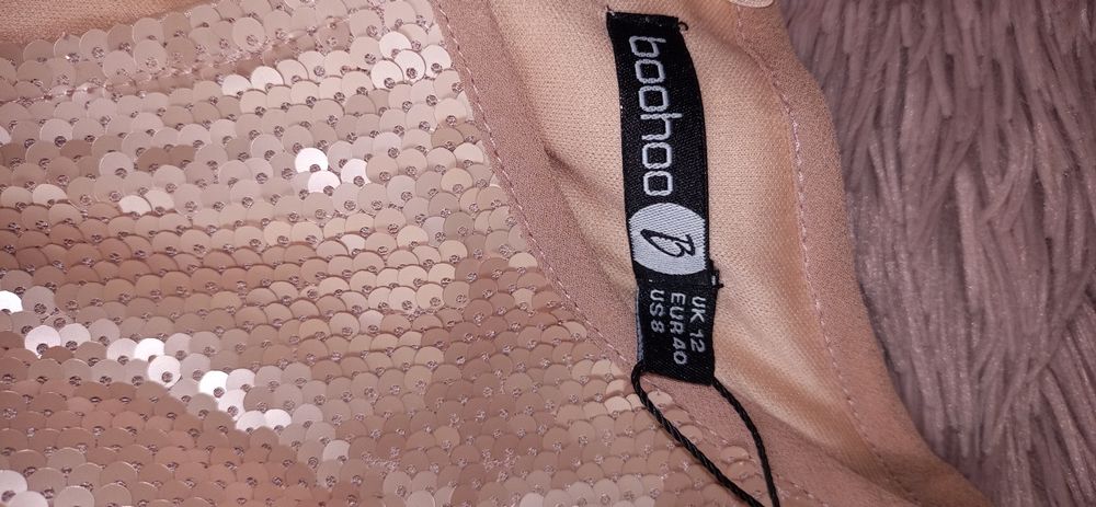 Cekinowa sukienka rozm 40