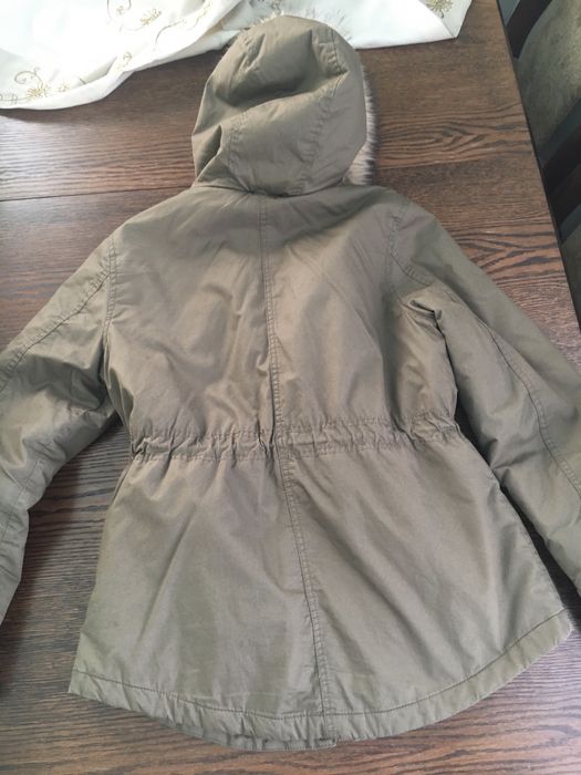 Парка жіноча 40 р