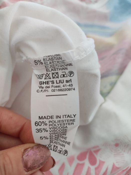 Bluzka She's Liu srl, rozm. XL, biała, słodycze