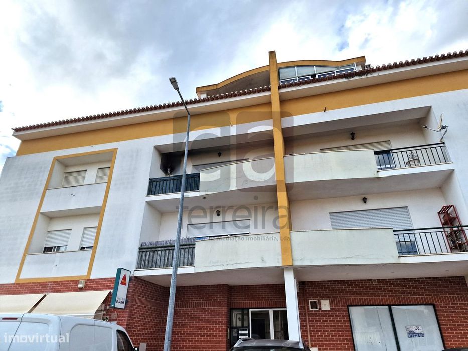 Apartamento T2  Alpiarça a 10 minutos estação de Comboios