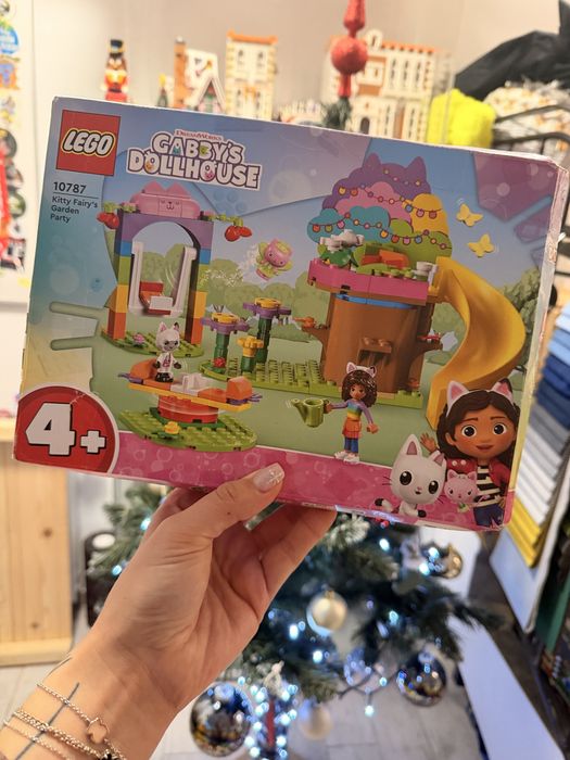 Lego Koci Domek Gabi 10787 - przyjęcie w ogrodzie Wróżkici