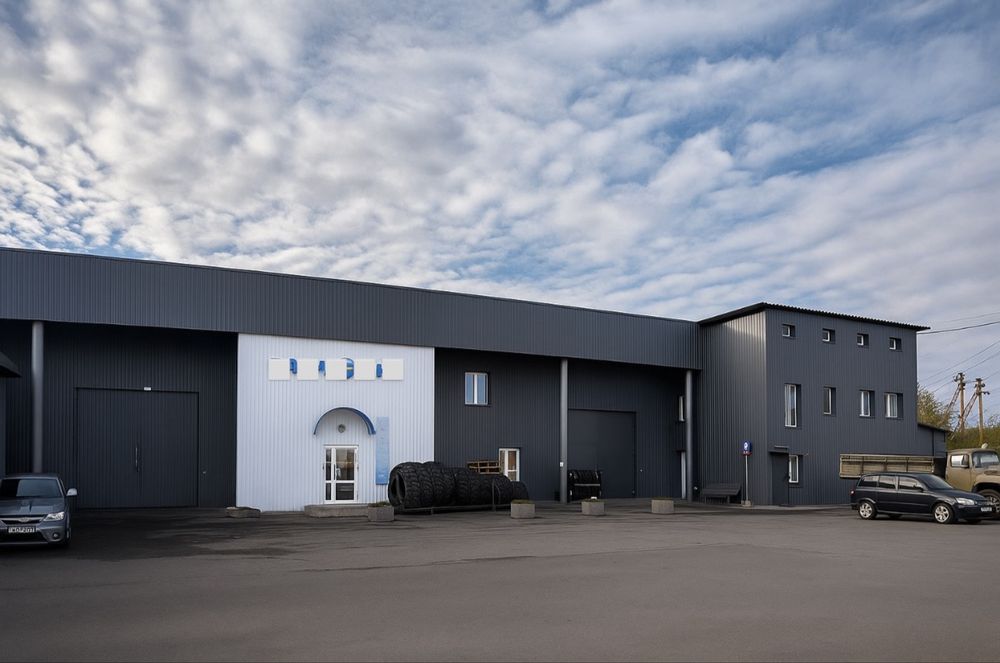 Продаж виробничо-складської бази ( діючий бізнес)