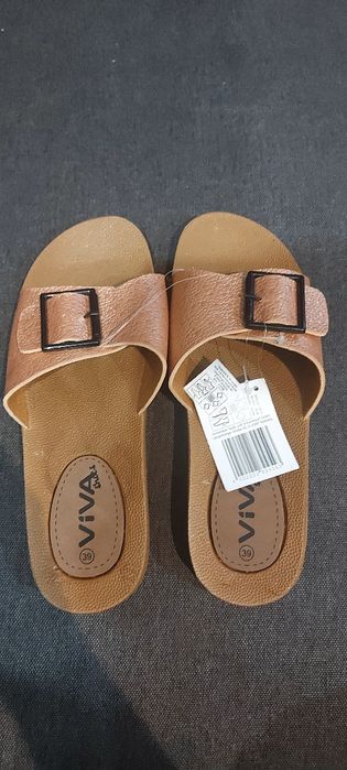 Klapki nowe cena dotyczy 1 pary