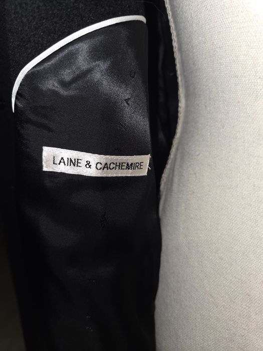 Vendo sobretudo preto em lã e caxemire