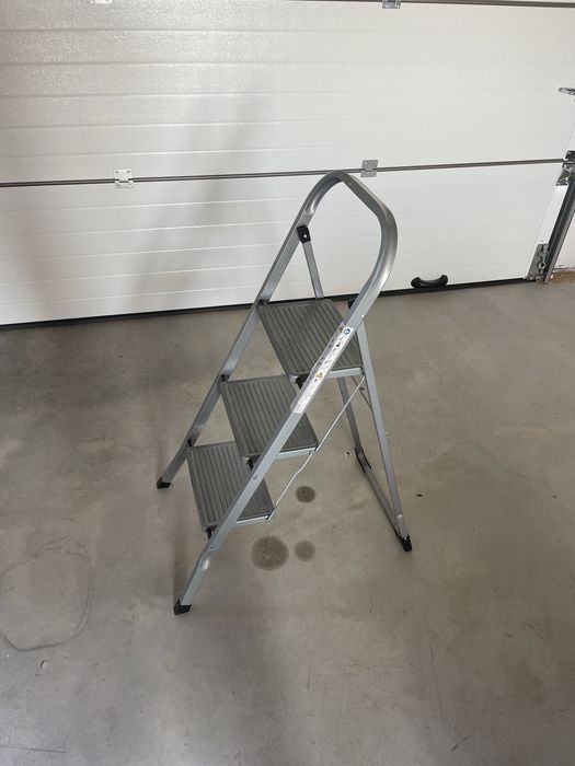 Drabina 4 stopnie jak nowa