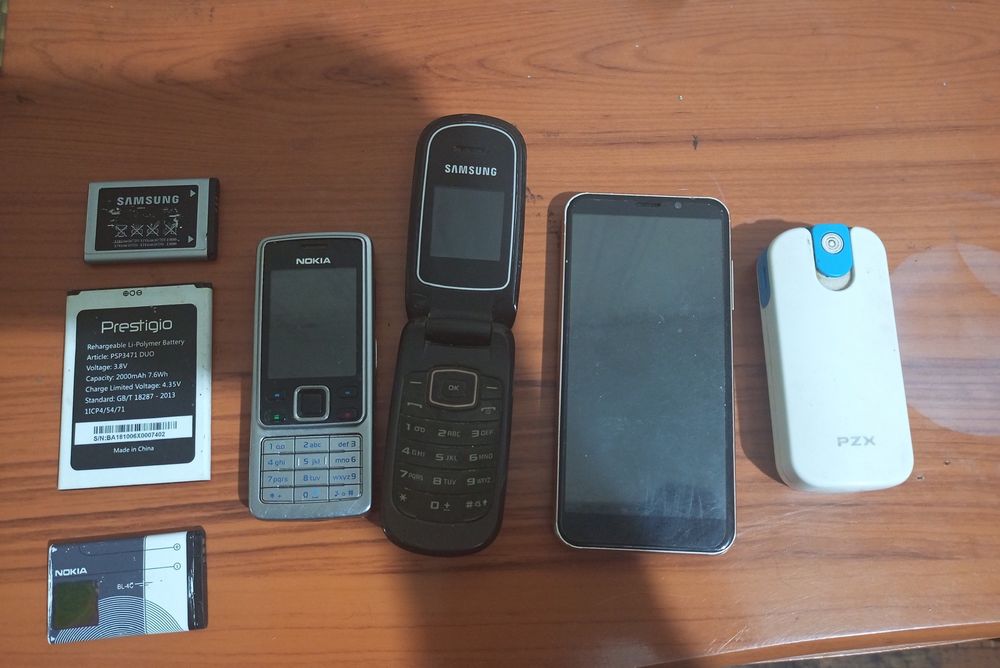 Срочно! Мобильные телефоны, Nokia 6300, повербанк