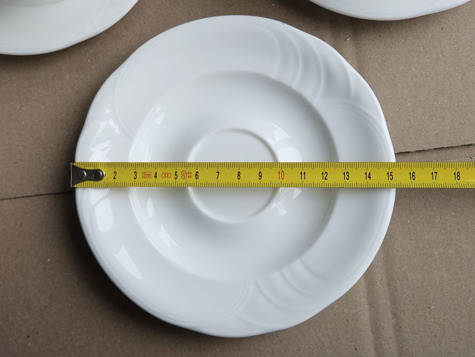 Royal Doulton 5  bulionówek porcelanowych