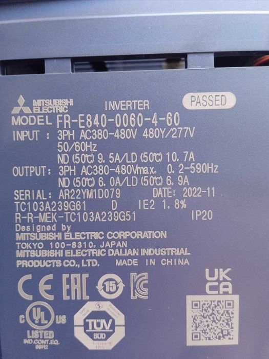 Преобразователь частоты Mitsubishi Electric FR-E840-0040-4-60 2.2kW