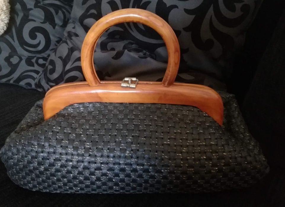 Malas em peles. Várias