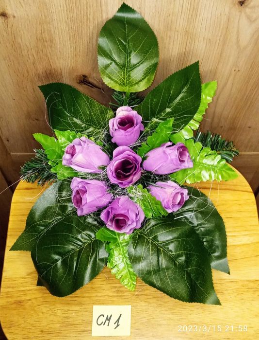 Stroik na grób cmentarz kompozycja wiązanka mała