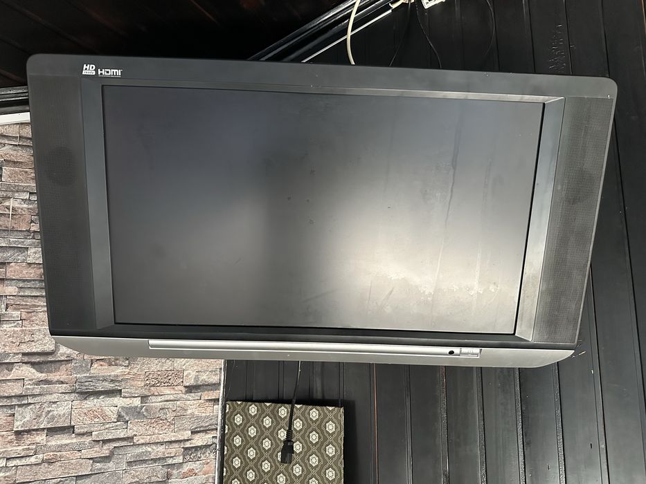 TV LCD 32” Mirai DTL-532W100 * Oportunidade