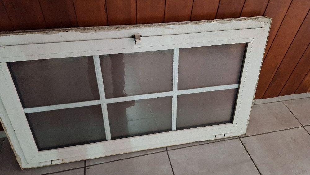Aluminum garage window64186431763331121