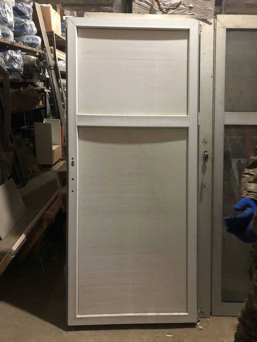 Двері металопластикові 86х194