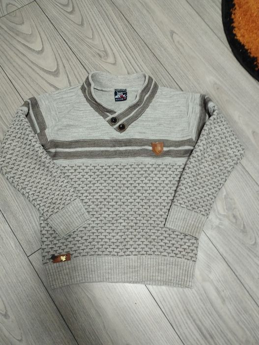 Продам речі 6 7 років