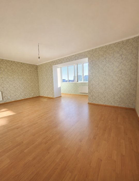 Продаётся 3-комнатная квартира 94 м² в доме ОСББ. Левый берег.  Y.A.