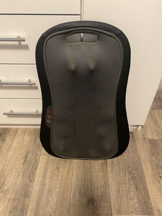 Массажер  спини  продам