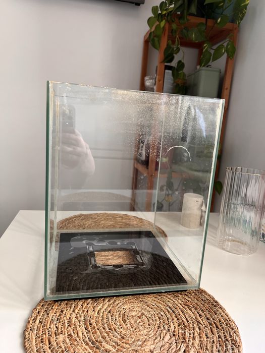 Продам акваріум куб