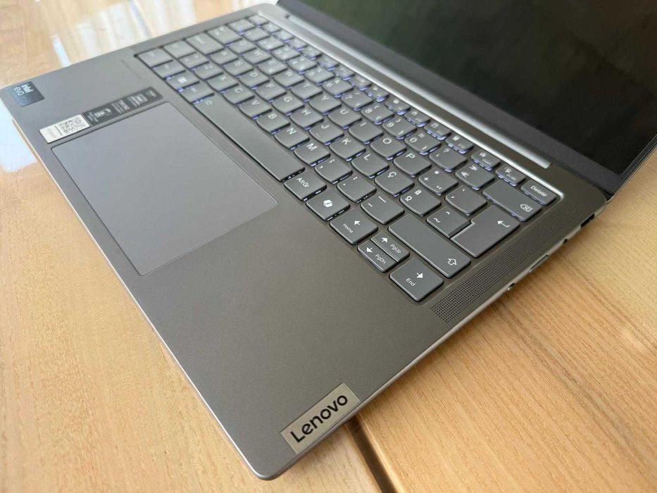 Lenovo Yoga Slim 7 14IMH9 | Intel Core Ultra 7 | 16GB RAM | 512GB SSD | OLED | Como Novo + Rato e Bolsa Lenovo