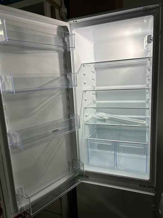 Frigorifico de Embutir Zanussi