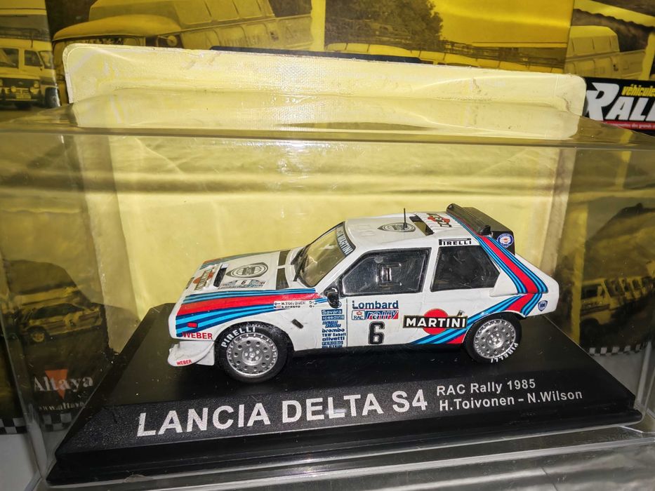 Lancia Delta S4 Martini Rally  - 1:43