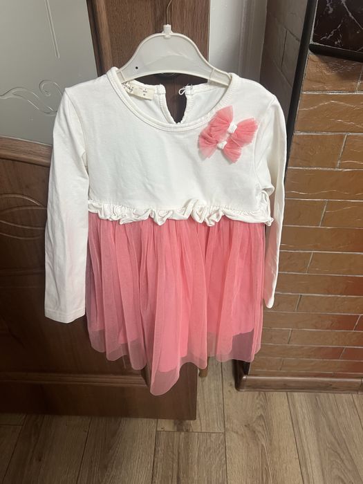 Одяг для дівчинки