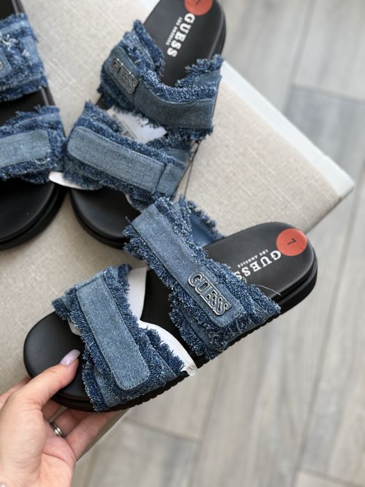 Босоніжки Guess босоножки сандалі сандали тапки