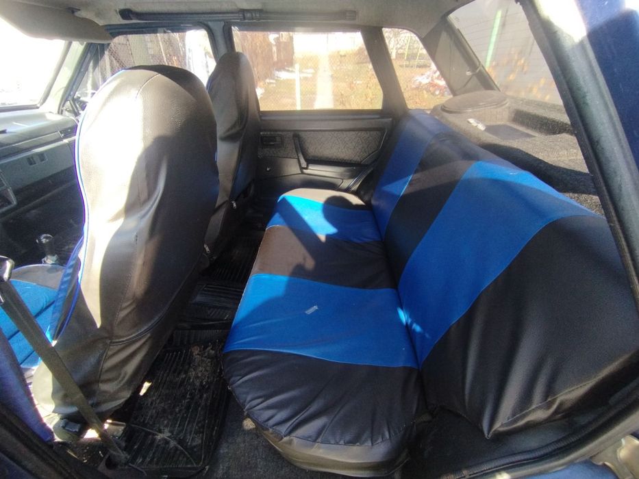 Автомобіль ваз 21099