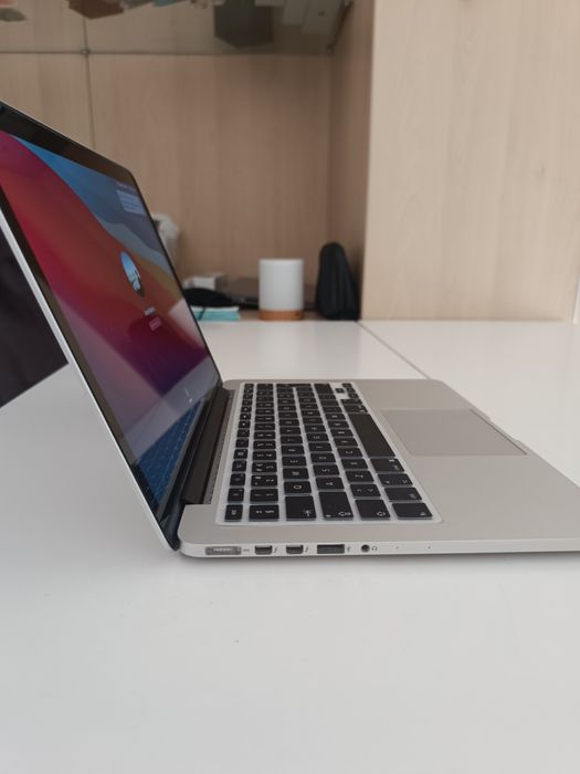 VENDA URGENTE - MacBook Pro 13" Retina (Mid 2014) C/Bolsa + Caixa Original | 551 ciclos | 8GB RAM | 2.6GHz i5 | Macintosh HD | Como Novo
