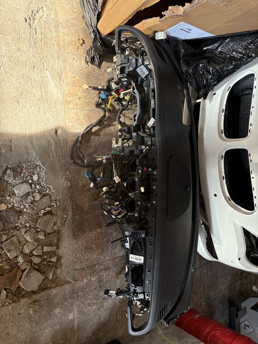 Kia stinger 17/23 konsola deska poduszka pasazera