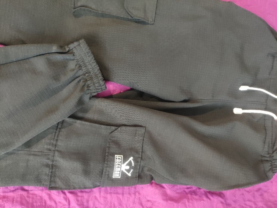 Штани чоловічі .