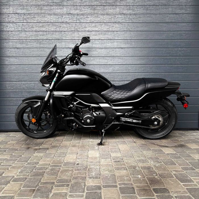バイク CTX700   DCT ホンダ CTX700 デュアル・クラッチ・トランスミッション – DCT仕様は