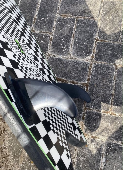 Twin fin softech