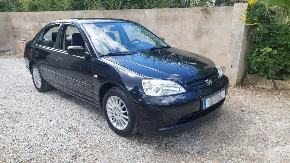 Honda civic ES4 1.4i sedan
