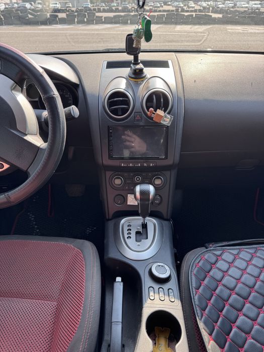 Nissan Qashqai 2008 | 2.0 бензин | АКПП | 4x4 | 215 000 км