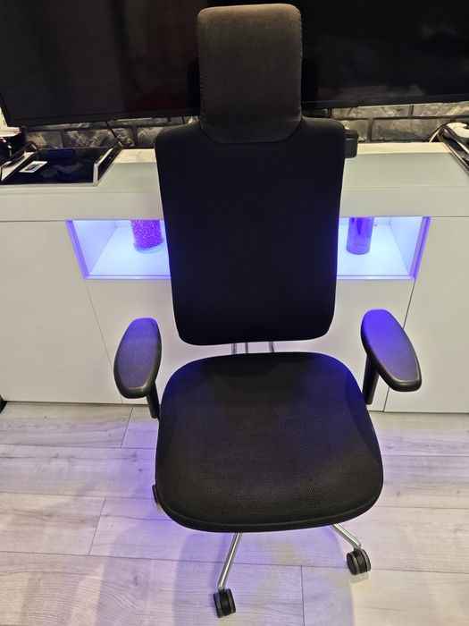 Vitra Headline fotel biurowy premium z zagłówkiem