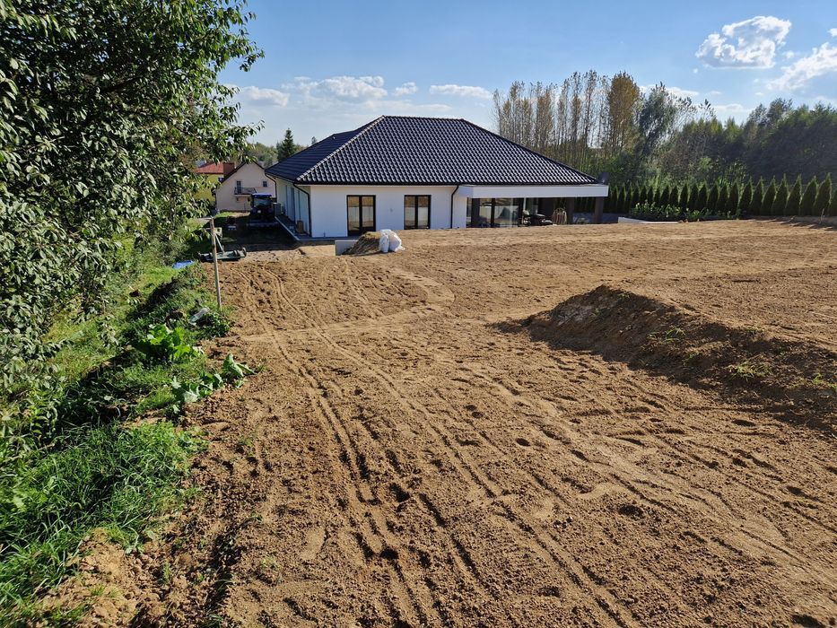 Wycinka drzew, mulczer, rozdrabnianie gałęzi, frezowanie pni, zwyżka