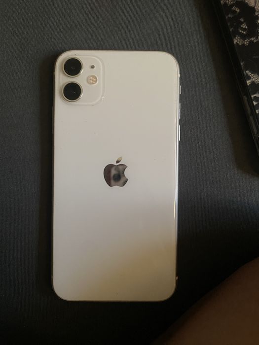 sprzedam iPhone 11
