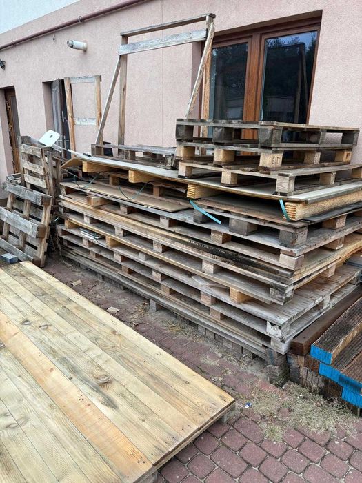 Sprzedam tanio palety