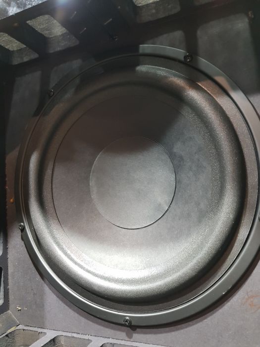 100ВтАктивний сабвуфер/активный сабвуфер Harman Kardon SUB-TS2 б/у
