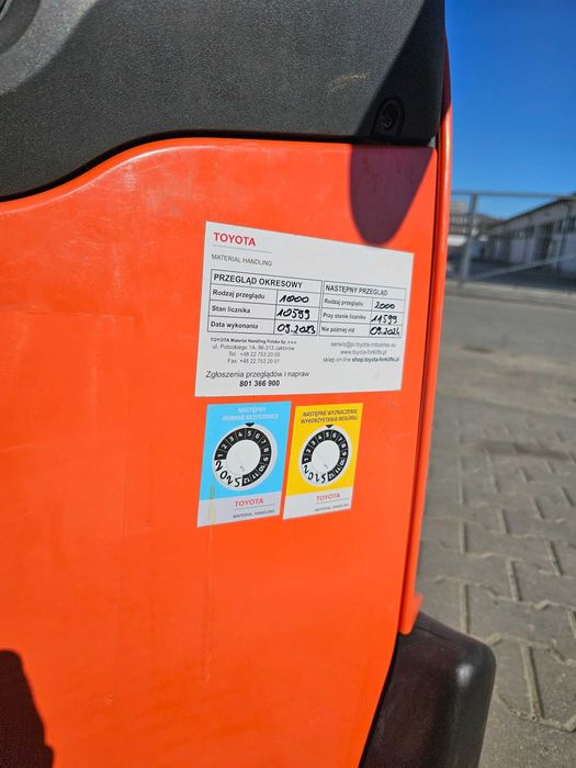 Paleciak elektryczny wózek widłowy BT SPE140L triplex unoszenie 4,8m