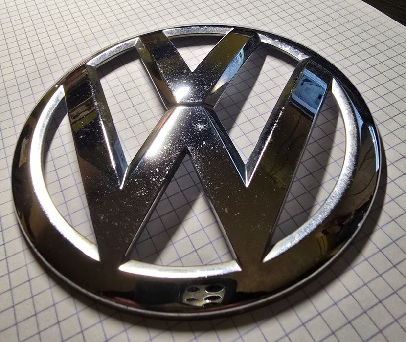 Emblemat vw t6/caddy tył