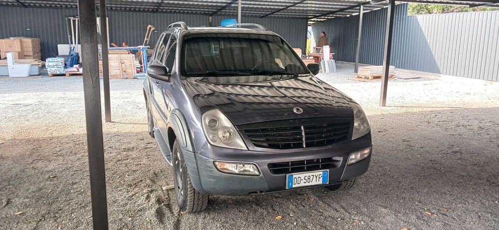 SsangYong Rexton 2.7