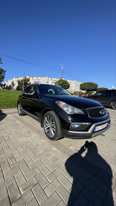 Продам Infinity QX50