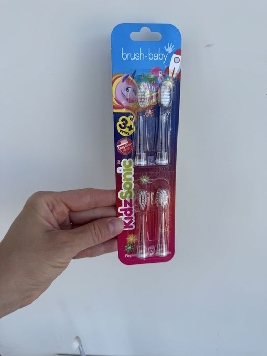 Насадки до електричної зубної щітки Brush-Baby "KidzSonic", 3+