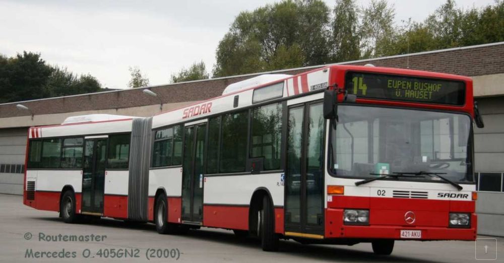 Mercedes-Benz O405G, автобус, "гармошка"- гнётся, 3 двери, 40 см
