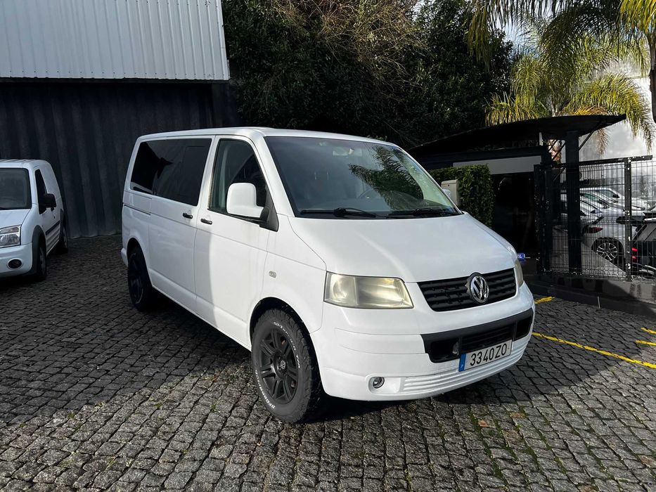VW Transporter 1.9 TDI 9 Lugares
