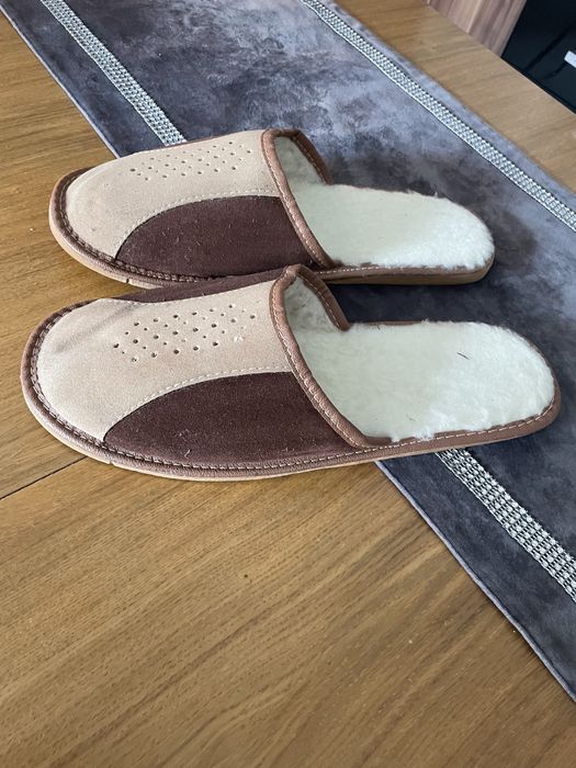 Pantofle wełniane skórzane nowe