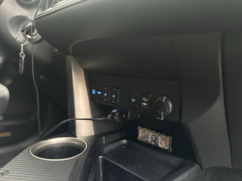 Toyota RAV 4 2013 р. Офіціал