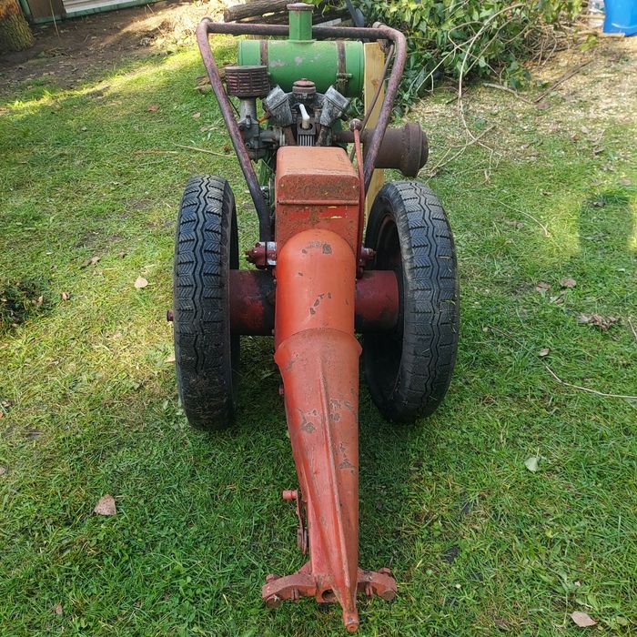 Bernard S.I.M.A.l Made in France Kosiarka  Traktorek ogrodniczy